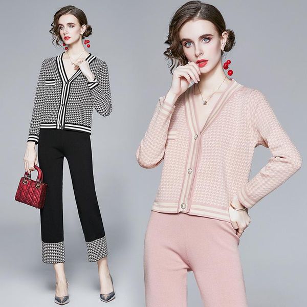 women's two piece pants 2021 autumn winter knit pant set women houndstooth knitted cardigan sweater + high waist wide leg casual suit, White
women's two piece pants 2021 autumn winter knit pant set women houndstooth knitted cardigan sweater + high waist wide leg casual suit, White