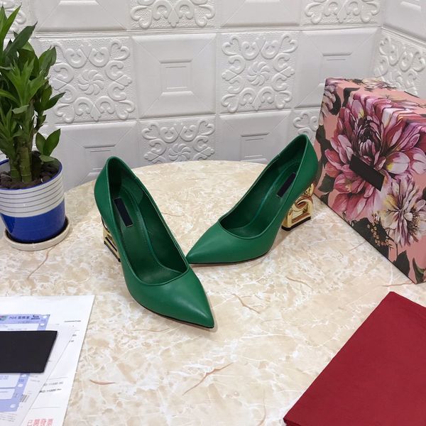 luxury high heel women shoes fashion brand casual designer summer wedding party sandals, Red;white
luxury high heel women shoes fashion brand casual designer summer wedding party sandals, Red;white