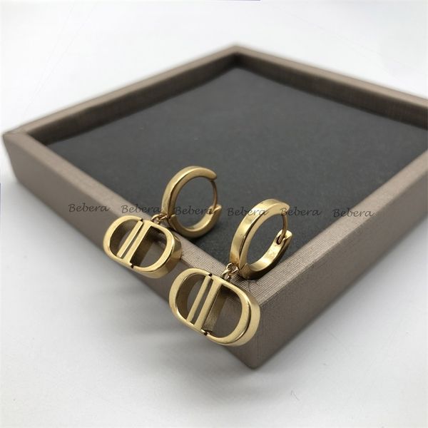 75% off outlet online family earrings letter simple small fragrance earrings brass star net red same, Golden
75% off outlet online family earrings letter simple small fragrance earrings brass star net red same, Golden