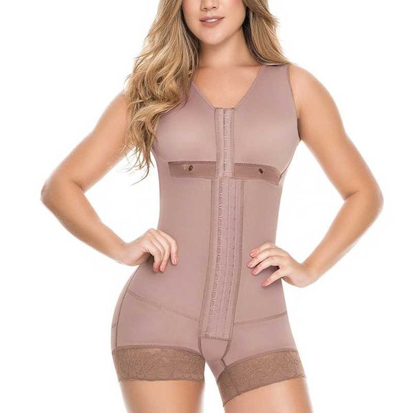 women's shapers fajas waist cincher postpartum body shaper waistband design buttocks women bulifter and tummy control kim kardashian, Black;white
women's shapers fajas waist cincher postpartum body shaper waistband design buttocks women bulifter and tummy control kim kardashian, Black;white