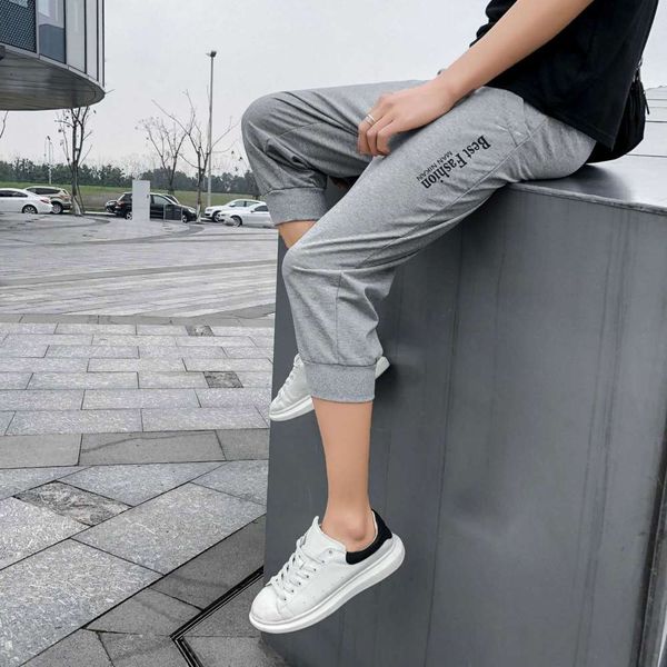 men's shorts summer casual thin capris korean sports trend shorts beach men's pants, White;black
men's shorts summer casual thin capris korean sports trend shorts beach men's pants, White;black