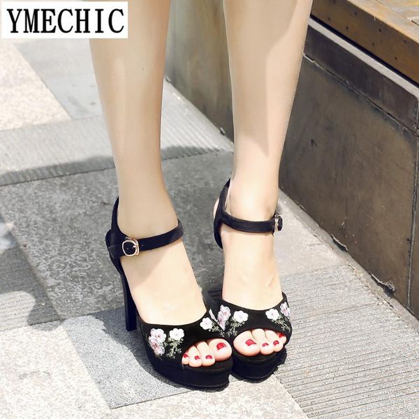 fashion lady embroidery flower peep toe high heels shoes summer woman white black sandals party plus size 42 dress
fashion lady embroidery flower peep toe high heels shoes summer woman white black sandals party plus size 42 dress