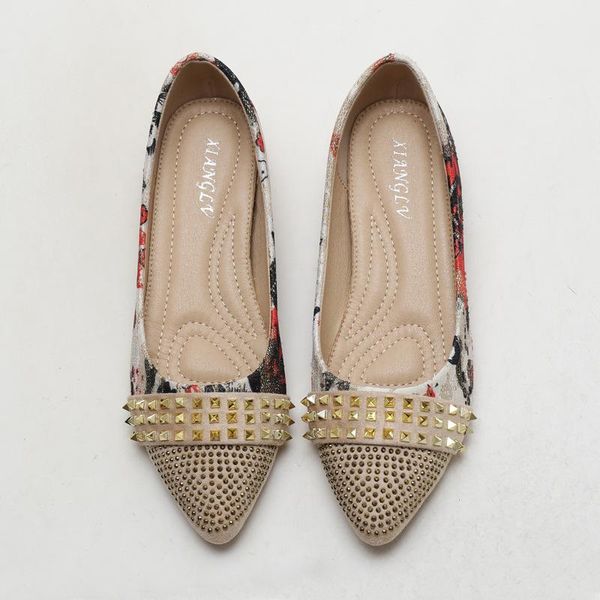 sandals women rhinestone rivet non-slip flat shoes pointed toe ladies internal increase loafers, Black
sandals women rhinestone rivet non-slip flat shoes pointed toe ladies internal increase loafers, Black