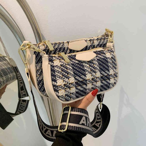 2022 designer s summer nizi lattice fashion mahjong new korean color contrast simple single shoulder leisure messenger women's bag
2022 designer s summer nizi lattice fashion mahjong new korean color contrast simple single shoulder leisure messenger women's bag
