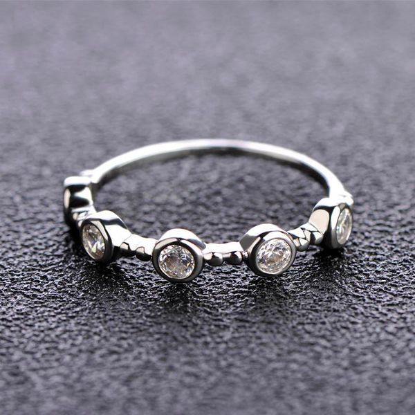 wedding rings dazz fashion round zircon copper for women man party thin ring engagement bridal finger accessories couple, Slivery;golden
wedding rings dazz fashion round zircon copper for women man party thin ring engagement bridal finger accessories couple, Slivery;golden