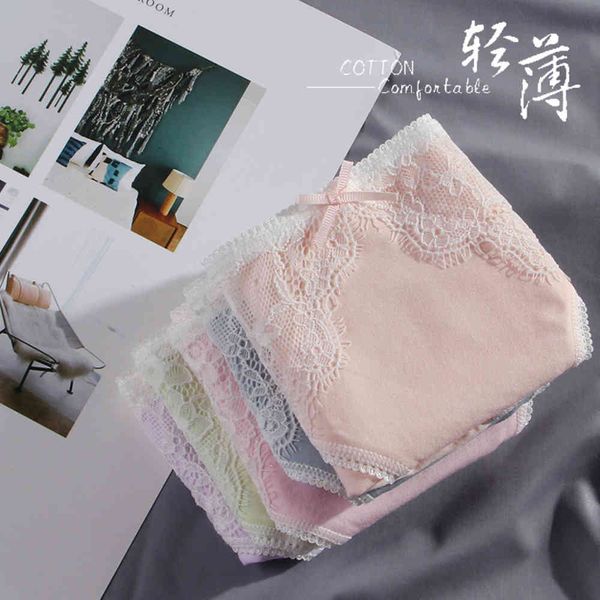 underwear special large cotton with breathable and traceless middle waist lace out briefs head, Black;pink
underwear special large cotton with breathable and traceless middle waist lace out briefs head, Black;pink