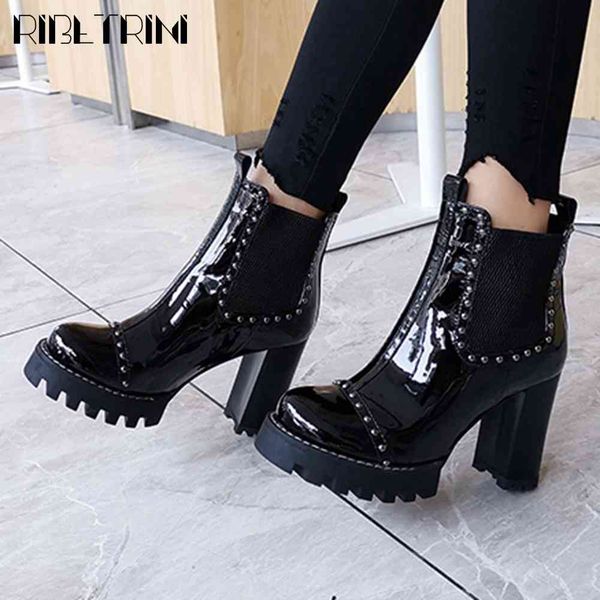 boots brand cool chic skidproof platform rivets slip on high heels ankle booties party women shoes boots female, Black
boots brand cool chic skidproof platform rivets slip on high heels ankle booties party women shoes boots female, Black