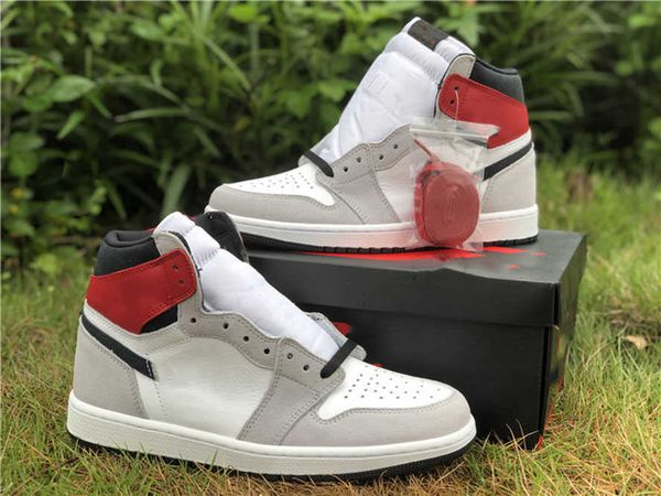 genuine jumpman 1 men's basketball shoes grey white upper black and red color men's sports shoelaces shoe box full size 40---47.5f
genuine jumpman 1 men's basketball shoes grey white upper black and red color men's sports shoelaces shoe box full size 40---47.5f