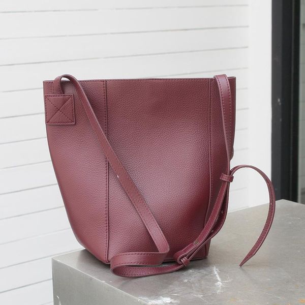 evening bags casual bucket for women genuine leather handbag and purses small shoulder crossbody bag designer bolsa feminina
evening bags casual bucket for women genuine leather handbag and purses small shoulder crossbody bag designer bolsa feminina