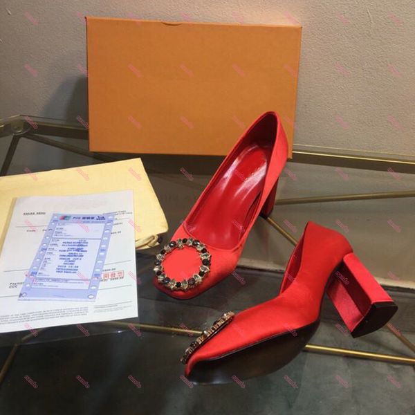 the shoe european american style women's classic high-end luxury designer shoes in red and green with packaging a87, Black
the shoe european american style women's classic high-end luxury designer shoes in red and green with packaging a87, Black
