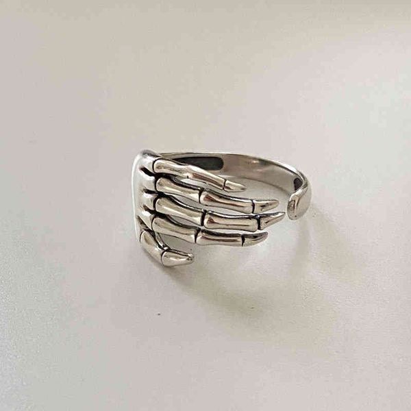 resizable 925 sterling silver ring trend punk rock vintage creative skeleton hand loop party jewelry for women gift finger ring
resizable 925 sterling silver ring trend punk rock vintage creative skeleton hand loop party jewelry for women gift finger ring
