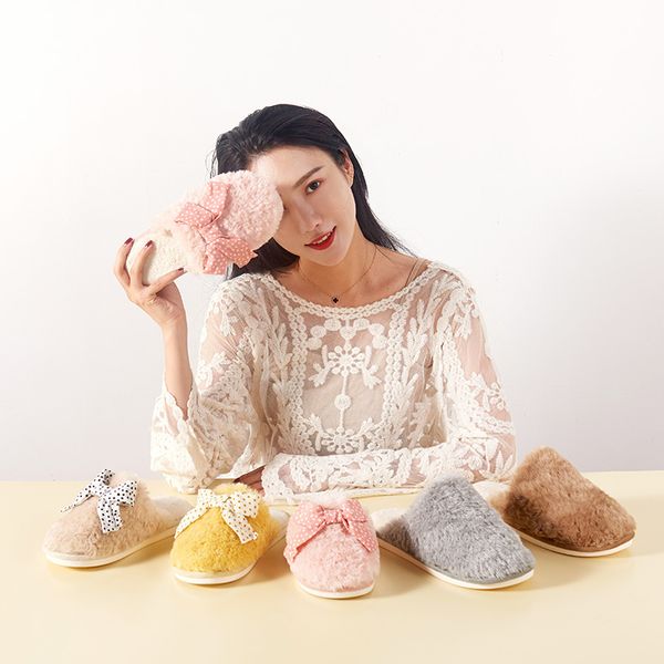 autumn and winter cotton slippers female cute anti sliding mute soft bottom men's home warm indoor korean lovers, Black
autumn and winter cotton slippers female cute anti sliding mute soft bottom men's home warm indoor korean lovers, Black