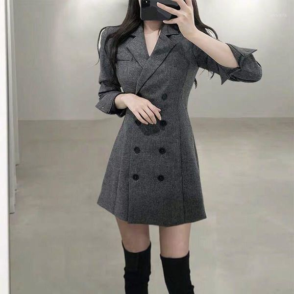 korean style women vintage double-breasted suit collar long sleeve dark grey s-xl slim solid for female cotton 2021 arrival, White;black
korean style women vintage double-breasted suit collar long sleeve dark grey s-xl slim solid for female cotton 2021 arrival, White;black