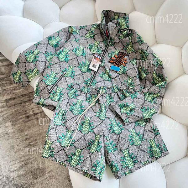 2022ss classic comfortable embroidery pattern flight bomber jacket custom for women and men clothing waterproof camouflage metal, Black
2022ss classic comfortable embroidery pattern flight bomber jacket custom for women and men clothing waterproof camouflage metal, Black