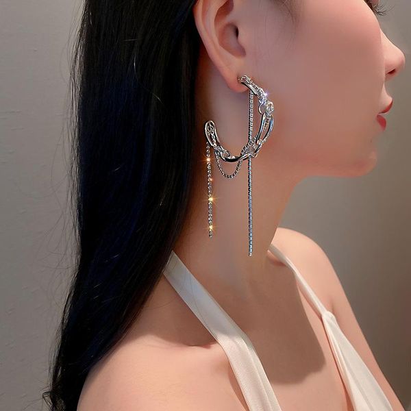 hoop & huggie 2021 exaggerated rhinestone long tassel big earrings for women fashon hollow chain shape hip hop jewelry pendientes, Golden;silver
hoop & huggie 2021 exaggerated rhinestone long tassel big earrings for women fashon hollow chain shape hip hop jewelry pendientes, Golden;silver