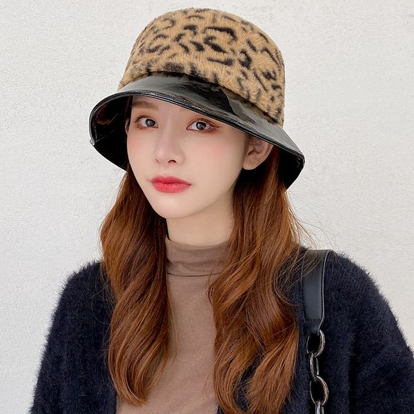 jin-swhbias emmer hats for women imitation rabbit hair leather rand luipaard printed bont emmers winter warm ladies hats, Blue;gray
jin-swhbias emmer hats for women imitation rabbit hair leather rand luipaard printed bont emmers winter warm ladies hats, Blue;gray
