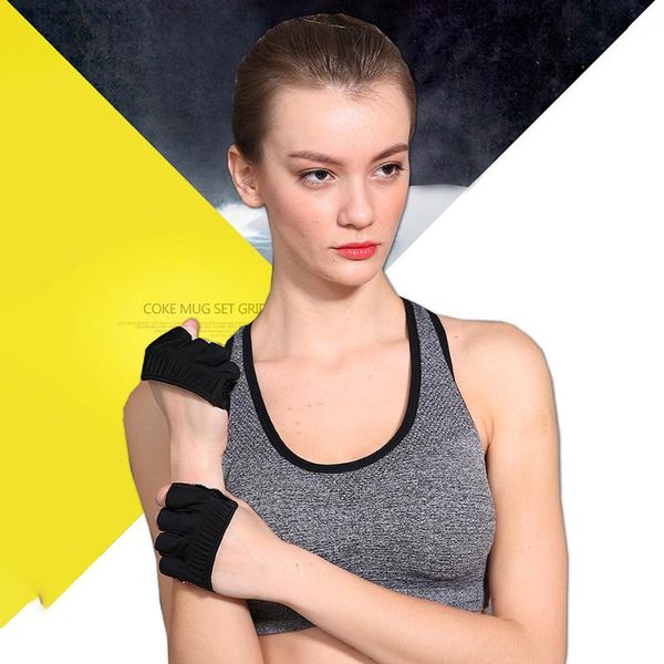 elbow & knee pads fitness gloves non-slip weightlifting gym yoga strength training sports breathable comfortable half four finger, Black;gray
elbow & knee pads fitness gloves non-slip weightlifting gym yoga strength training sports breathable comfortable half four finger, Black;gray