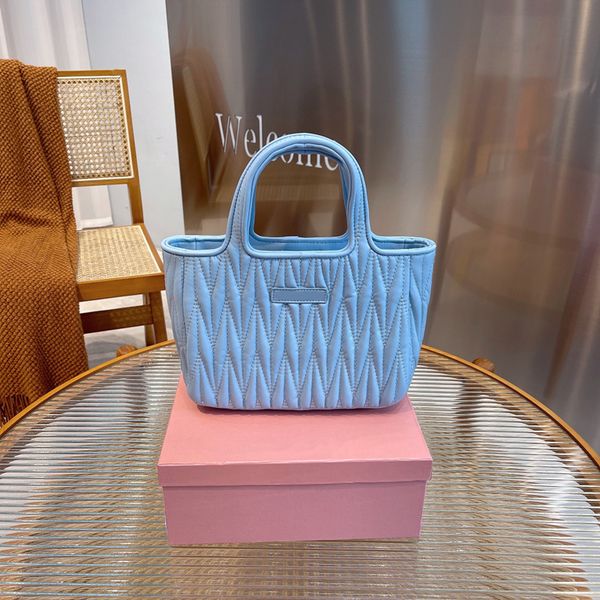 totes designer bag handbag shoulder bags ladies handbags tote crossbody genuine leather luxury different styles evening party with the origi
totes designer bag handbag shoulder bags ladies handbags tote crossbody genuine leather luxury different styles evening party with the origi