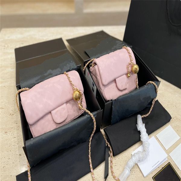 women classic double flap it bags lambskin leather quilted matelasse 20cm large capacity outdoor fashion famous luxury designer handbags
women classic double flap it bags lambskin leather quilted matelasse 20cm large capacity outdoor fashion famous luxury designer handbags