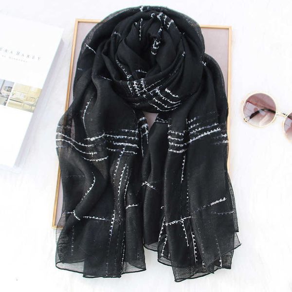 2021 silk scarf women's spring autumn versatile mulberry silk wool black and white plaid scarf long dual-purpose shawl, Blue;gray
2021 silk scarf women's spring autumn versatile mulberry silk wool black and white plaid scarf long dual-purpose shawl, Blue;gray