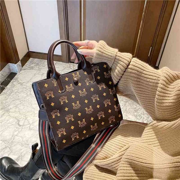 80% off minority design sense tote bag new high-capacity women's handbag advanced broadband messenger bag handbags
80% off minority design sense tote bag new high-capacity women's handbag advanced broadband messenger bag handbags