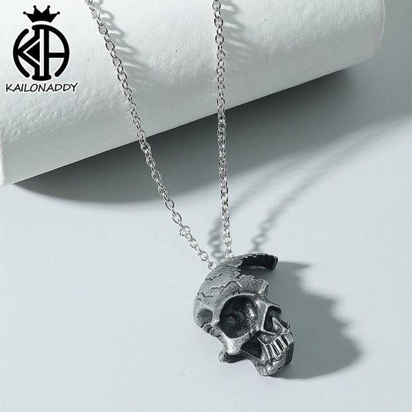 pendant necklaces 2021 horror retro half head skull necklace gothic trend men's grimace domineering rock accessories wholesale, Silver
pendant necklaces 2021 horror retro half head skull necklace gothic trend men's grimace domineering rock accessories wholesale, Silver