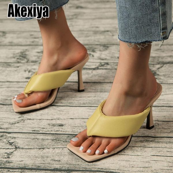 woman slippers flip flops women solid high heels 2021 summer female comfortbale casual fashion open toe beach shoes o232, Black
woman slippers flip flops women solid high heels 2021 summer female comfortbale casual fashion open toe beach shoes o232, Black