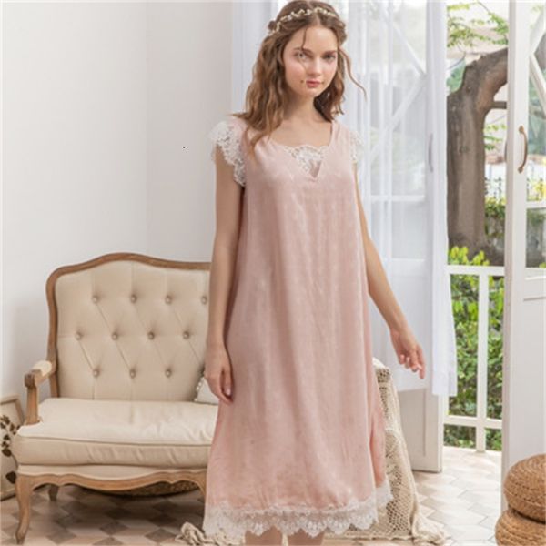 women's sleepwear pure cotton nightdress female sleeveless v-neck sleepwear home dress lace summer nightgown women loose sweet night go, Black;red
women's sleepwear pure cotton nightdress female sleeveless v-neck sleepwear home dress lace summer nightgown women loose sweet night go, Black;red