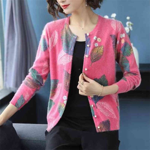 fashion o-neck print knitted cardigan women korean style long sleeve sweaters jacket spring plus size 4xl knitwear female 210812, White
fashion o-neck print knitted cardigan women korean style long sleeve sweaters jacket spring plus size 4xl knitwear female 210812, White