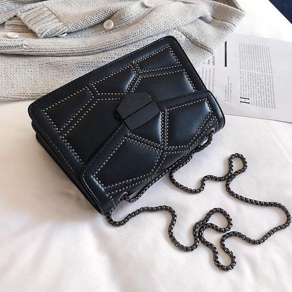 evening bags 2021 vintage leather crossbody for women travel handbag chain fashion rivet lock small shoulder messenger female bag
evening bags 2021 vintage leather crossbody for women travel handbag chain fashion rivet lock small shoulder messenger female bag