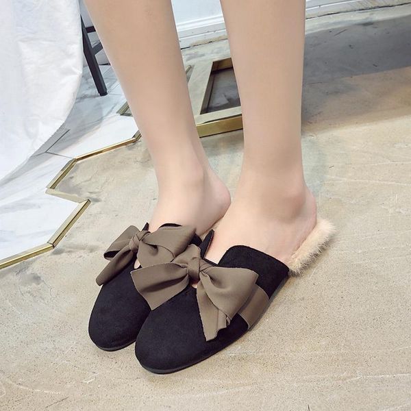 slippers fur female 2021 autumn and winter korean version of the flat bow baotou muller shoes drag, Black
slippers fur female 2021 autumn and winter korean version of the flat bow baotou muller shoes drag, Black