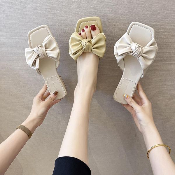 slippers square heel butterfly-knot shoes woman's luxury slides med block 2021 designer pu tpr hoof heels, Black
slippers square heel butterfly-knot shoes woman's luxury slides med block 2021 designer pu tpr hoof heels, Black