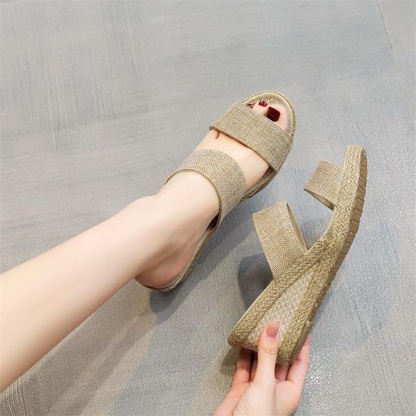 slippers women summer female shoes on a wedge low beige heeled sandals slides fashion 2021 soft black luxury high tpr fabric rom
slippers women summer female shoes on a wedge low beige heeled sandals slides fashion 2021 soft black luxury high tpr fabric rom