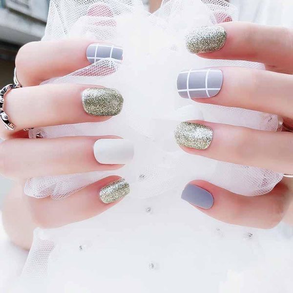 girls short size full flat acrylic fake nail shining purple white color grid patterns false nails with glue tools1, Red;gold
girls short size full flat acrylic fake nail shining purple white color grid patterns false nails with glue tools1, Red;gold