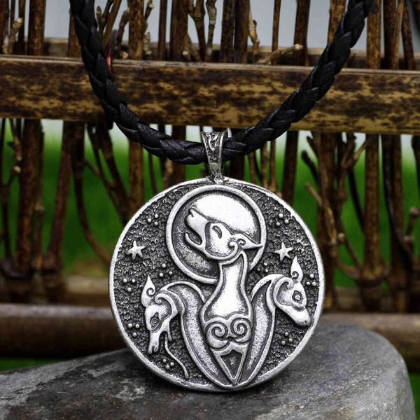 popular viking series celtic wolf pendant necklace male, Silver
popular viking series celtic wolf pendant necklace male, Silver