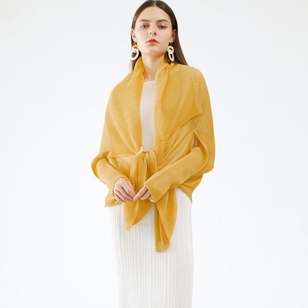 women's jackets miyake pleated cardigan autumn clothing coat 2021 solid mid-length slimming sunscreen basic trend woman for, Black;brown
women's jackets miyake pleated cardigan autumn clothing coat 2021 solid mid-length slimming sunscreen basic trend woman for, Black;brown