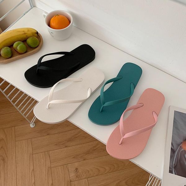 solid color flip-flops indoor casual slippers soft-soled worn outside house for women luxury sandals, Black
solid color flip-flops indoor casual slippers soft-soled worn outside house for women luxury sandals, Black