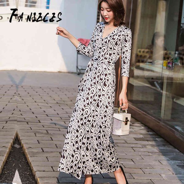 bohemian chain print maxi dress women summer holiday v-neck fashion beachwear female autumn bow sashes long dresses vestido 210520, Black;gray
bohemian chain print maxi dress women summer holiday v-neck fashion beachwear female autumn bow sashes long dresses vestido 210520, Black;gray