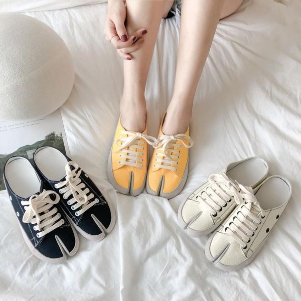 slippers pxelena designer 2021 kid suede+canvas ninja piglet split toe shoes women autumn flat lace up sneakers slides pig feet, Black
slippers pxelena designer 2021 kid suede+canvas ninja piglet split toe shoes women autumn flat lace up sneakers slides pig feet, Black