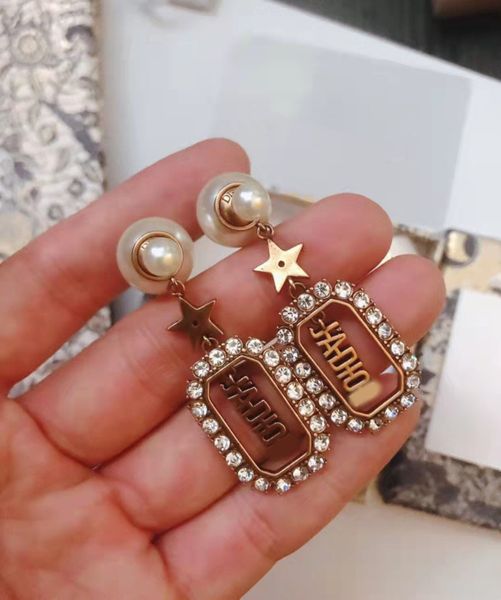 design jewelry new temperament popular oval plated letters diamond earrings female personality metal carving, Golden
design jewelry new temperament popular oval plated letters diamond earrings female personality metal carving, Golden