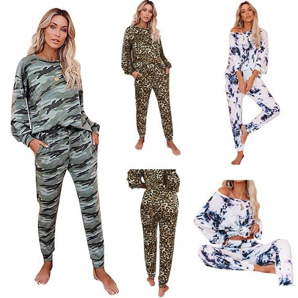 women's sleepwear autumn and winter 2021 casual tie dyed pajamas two piece round ne long sleeve suit for women, Black;red
women's sleepwear autumn and winter 2021 casual tie dyed pajamas two piece round ne long sleeve suit for women, Black;red