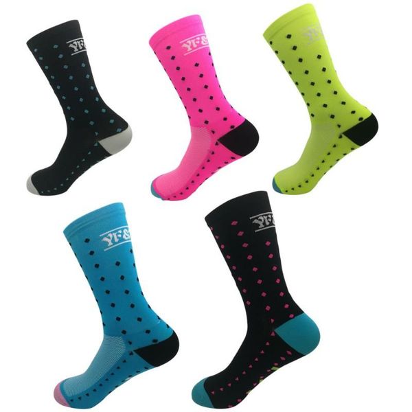 sports socks men cycling sport nylon riding bike basketball football running fit for 40-46, Black
sports socks men cycling sport nylon riding bike basketball football running fit for 40-46, Black
