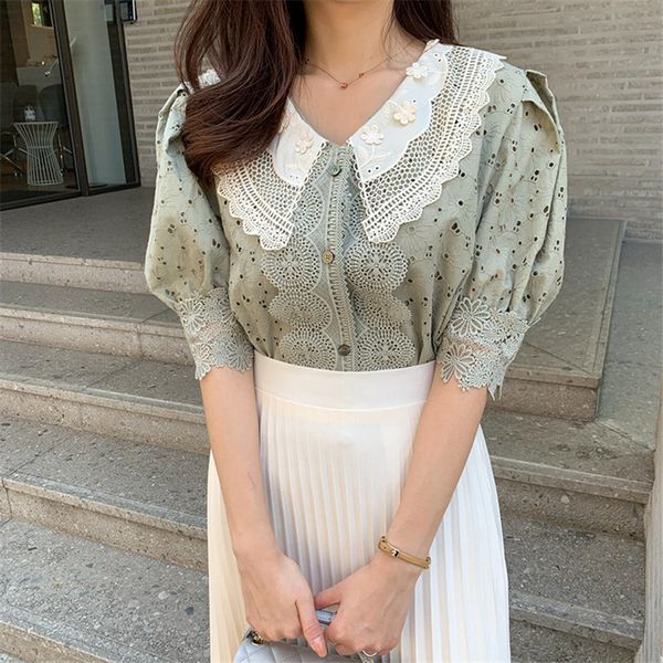 comelhollow out lace blouses women summer korean style vintage shirt puff sleeve lapel loose woman clothes 210515, White
comelhollow out lace blouses women summer korean style vintage shirt puff sleeve lapel loose woman clothes 210515, White