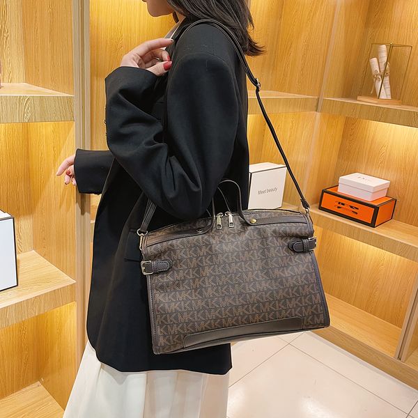 retro tote bags luxury handbags for women large capacity shopping bag classic big vintage ladies purses shoulder hand bag
retro tote bags luxury handbags for women large capacity shopping bag classic big vintage ladies purses shoulder hand bag