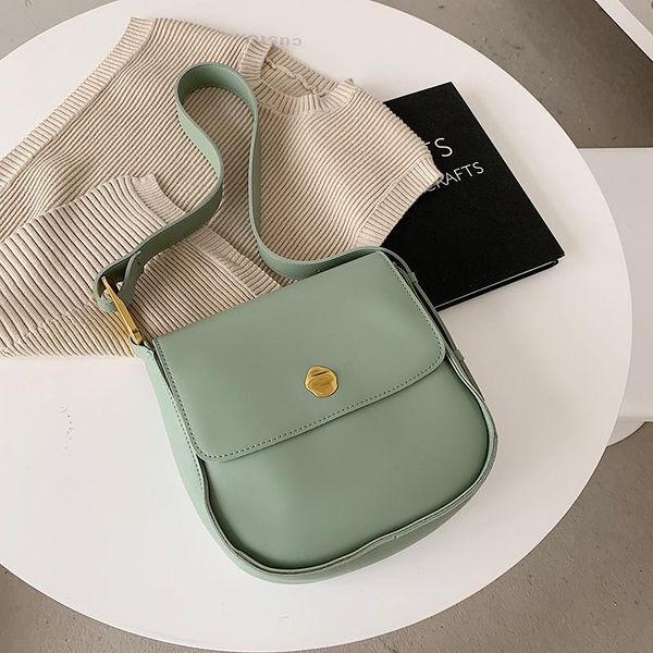 evening bags 2021 fashion trend women large capacity messenger bag simple solid color shoulder high-quality leather crossbody bolso mujer
evening bags 2021 fashion trend women large capacity messenger bag simple solid color shoulder high-quality leather crossbody bolso mujer