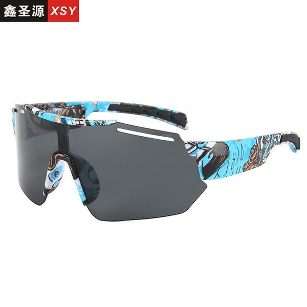 32021 new outdoor sports riding glasses fashion avant garde men's sunglasses colorful trend sunglasses 992111
32021 new outdoor sports riding glasses fashion avant garde men's sunglasses colorful trend sunglasses 992111