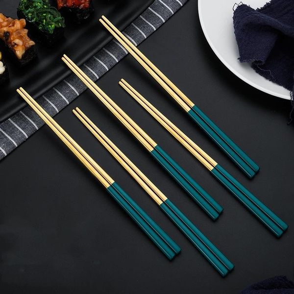 chopsticks 1 pair of non-slip chinese stainless steel reusable metal household tableware kitchen portable tools
chopsticks 1 pair of non-slip chinese stainless steel reusable metal household tableware kitchen portable tools
