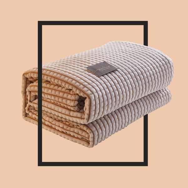 blankets custom cashmere blanket office nap solid sofa bedroom air conditioning double picnic fluffy lattice
blankets custom cashmere blanket office nap solid sofa bedroom air conditioning double picnic fluffy lattice