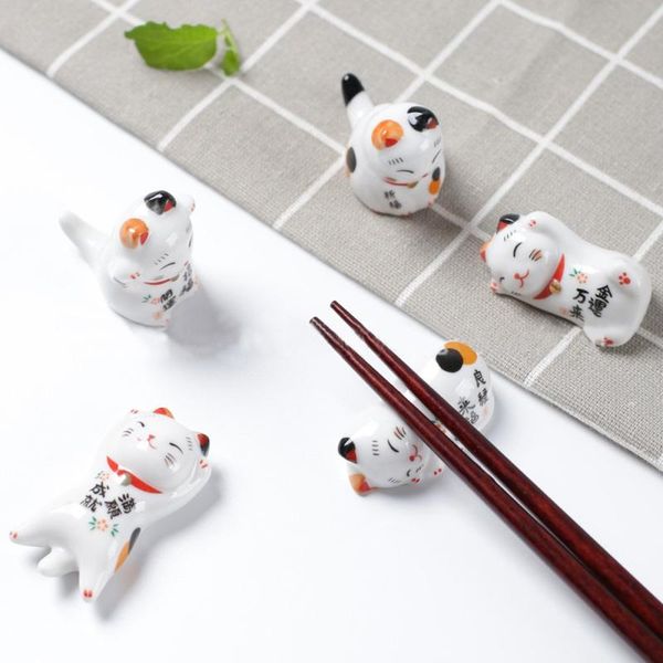 chopsticks 5pcs/set cute lucky cat ceramic chopstick holder spoon rack pen rest ornaments diy home decoration
chopsticks 5pcs/set cute lucky cat ceramic chopstick holder spoon rack pen rest ornaments diy home decoration