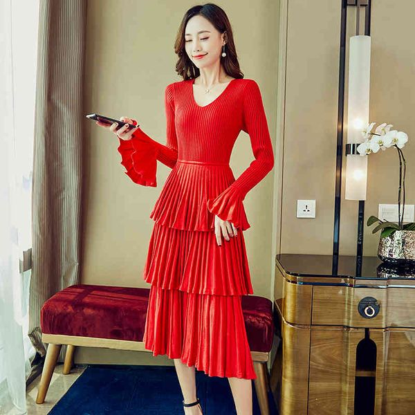 spring new women dresses tiered midi v-neck flare sleeve knit sweater ladies a-line party dress red black, Black;gray
spring new women dresses tiered midi v-neck flare sleeve knit sweater ladies a-line party dress red black, Black;gray
